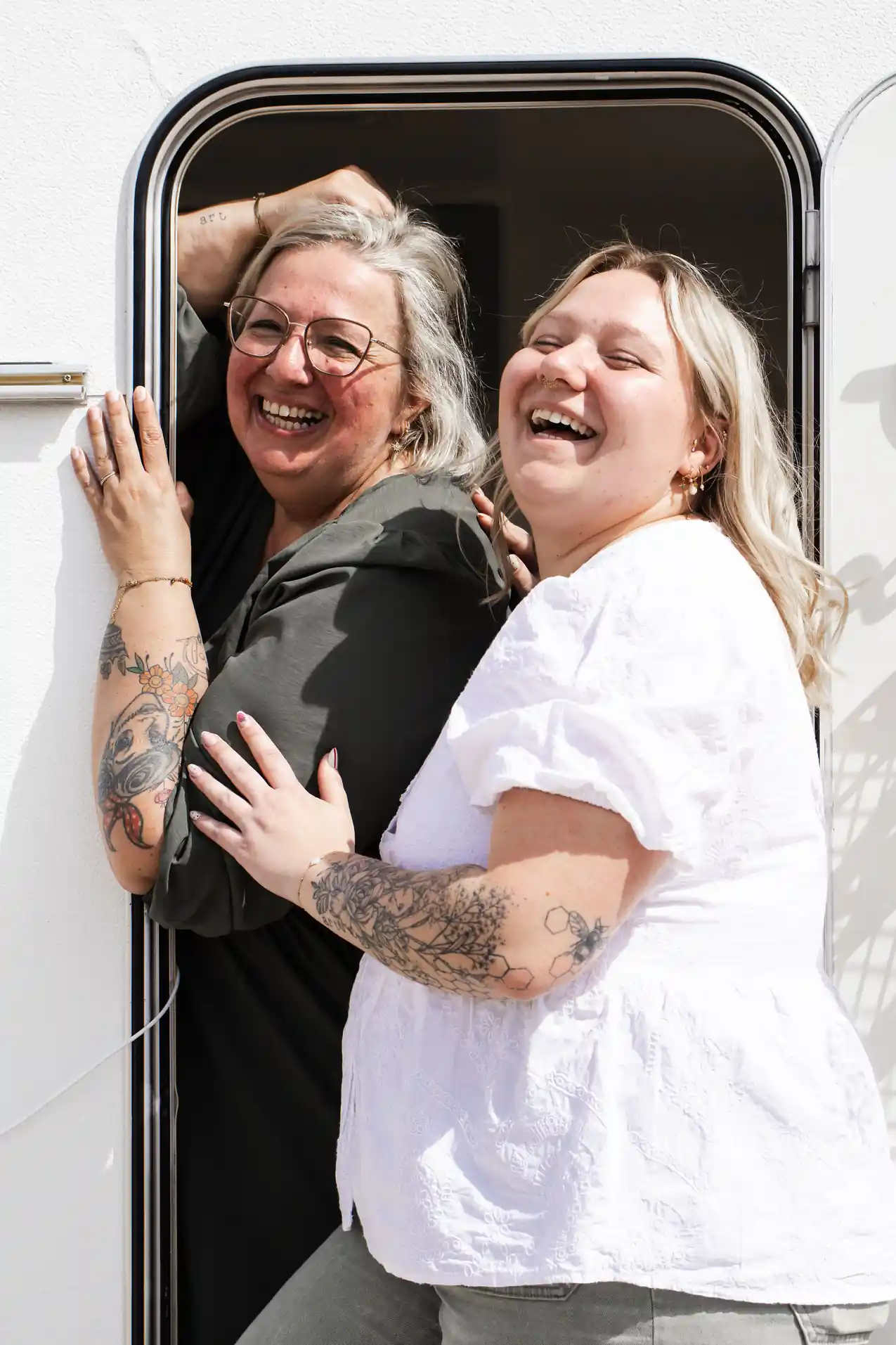 Duo tatoueuses, mariage